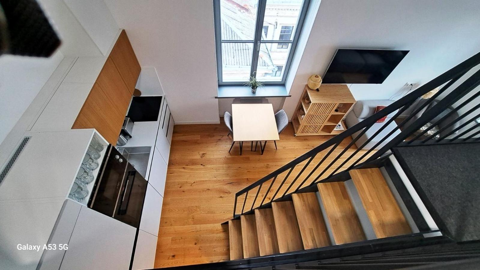 Kaunasinn Loft Luaran gambar